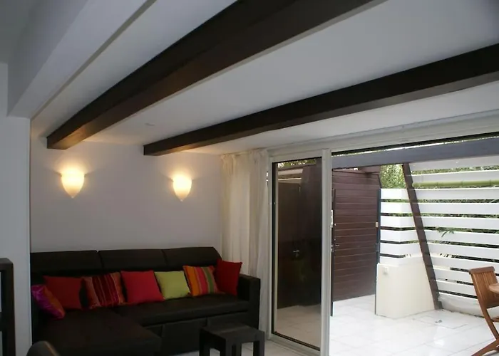 68, Port Nature Au Village Naturiste Agde